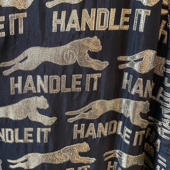 Dylanlex Robe - Picture 3 of 4